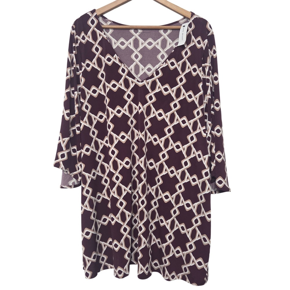 Lane Bryant Tunic Top 22/24 Burgundy Geometric V-Neckโ 3/4 Bell Sleeve NWT